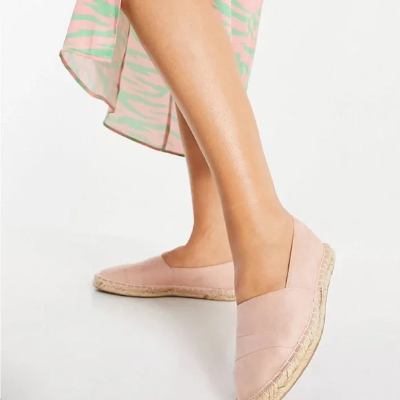 Pink Espadrilles - Picture 2 of 2